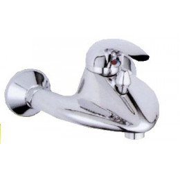 Змішувач для ванни KROKUS KR1703 з коротким носиком Змішувач для ванни KROKUS KR1703 з коротким носиком